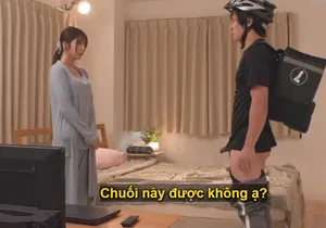 Chàng trai kiệt sức khi trả bài hai mẹ con 1 lúc